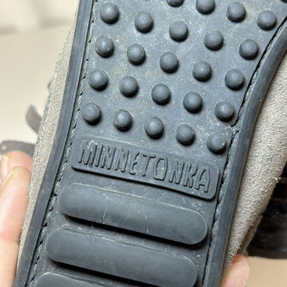 Minnetonka Double Fringe Zip Moccasin Boots Womens Size 9 Gray Leather Ankle - Picture 6 of 8